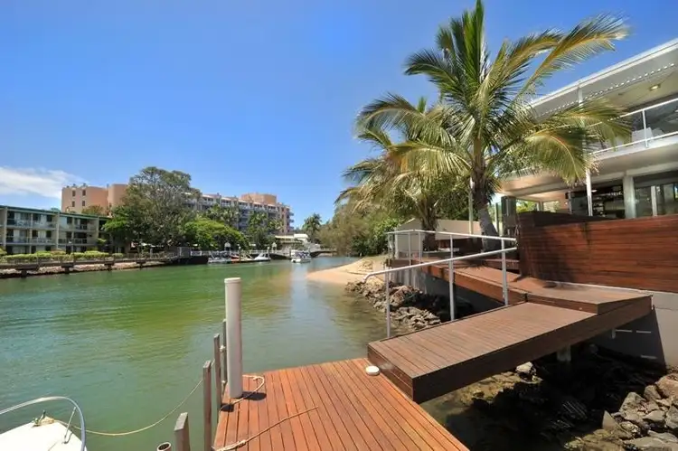 4 Noosa Parade, Noosa Sound QLD 4567