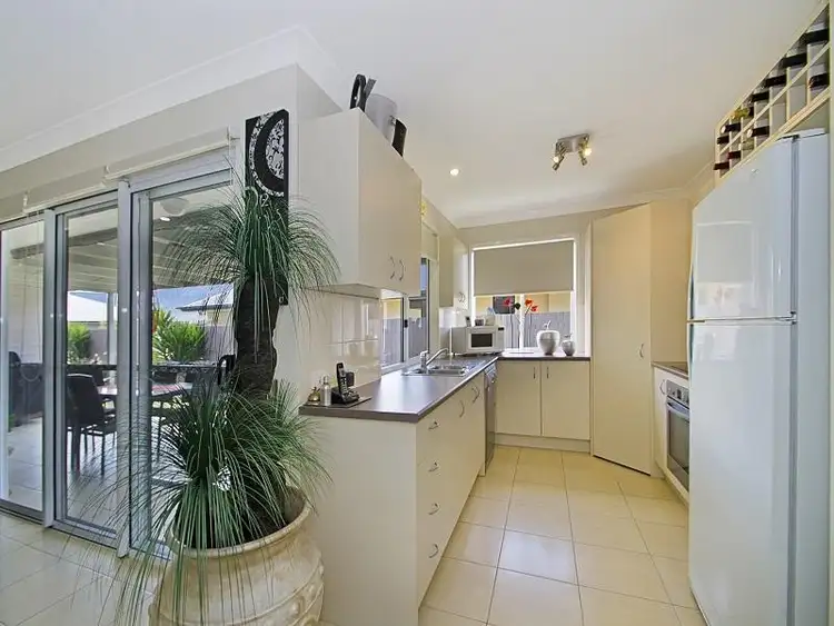Fifth view of Homely house listing, 10 Lapwing Circuit, Beerwah QLD 4519
