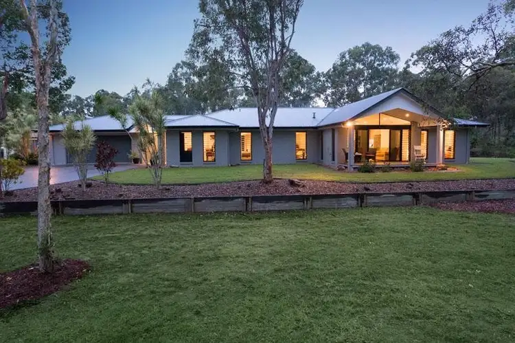 260 Charleton Street, Chandler QLD 4155