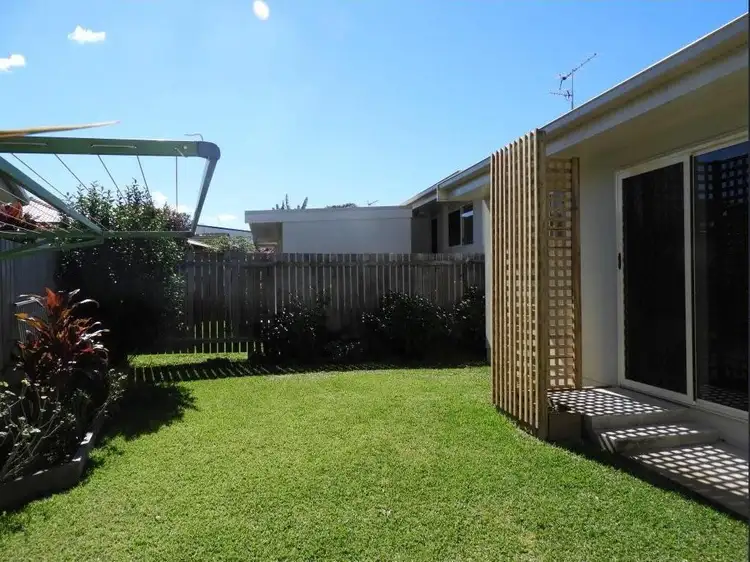 Fourth view of Homely unit listing, 2/18 Orsova Terrace, Caloundra QLD 4551
