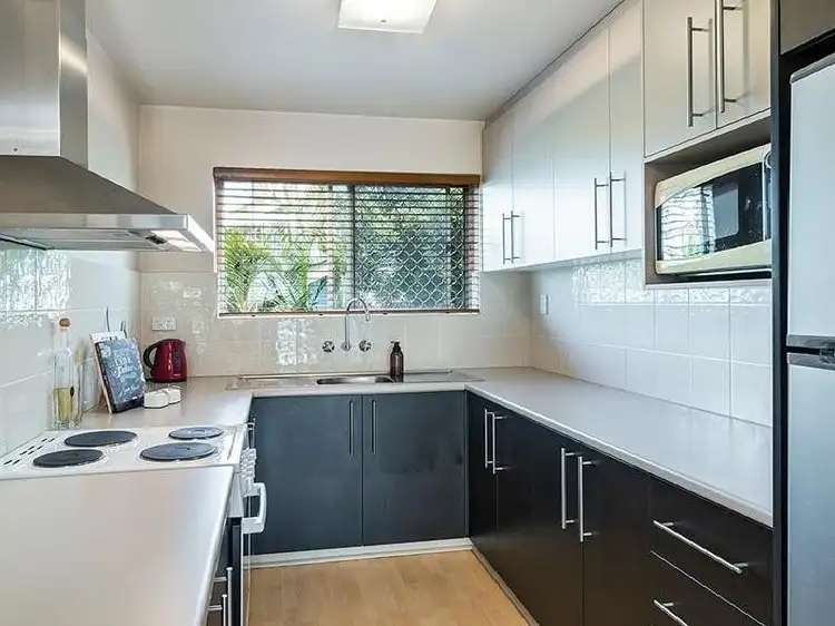 Fifth view of Homely unit listing, 2/6 Fifth Avenue, Coorparoo QLD 4151