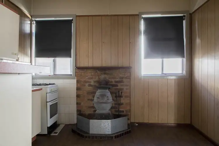 Fifth view of Homely house listing, 102 Arthur Street, Wellington NSW 2820
