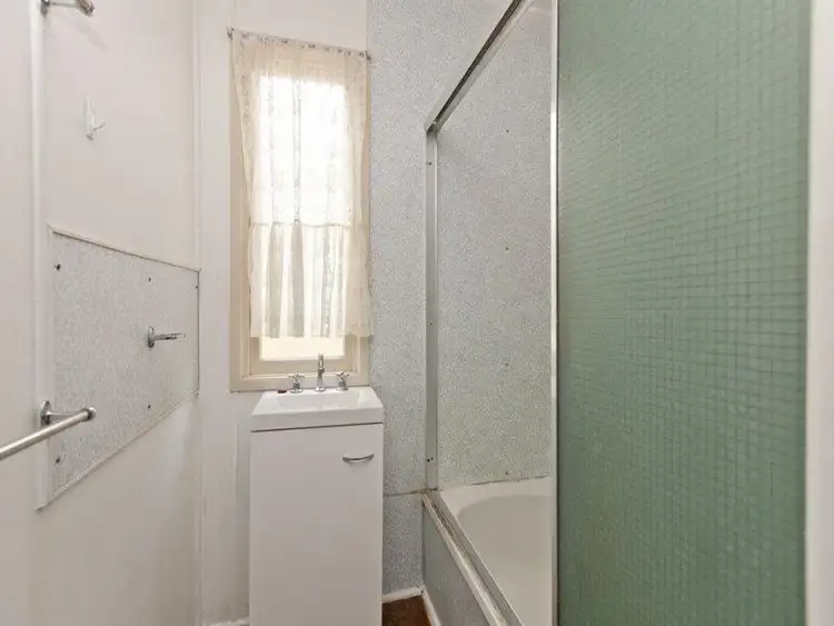 Sixth view of Homely house listing, 10 Haig Street, Wynnum West QLD 4178