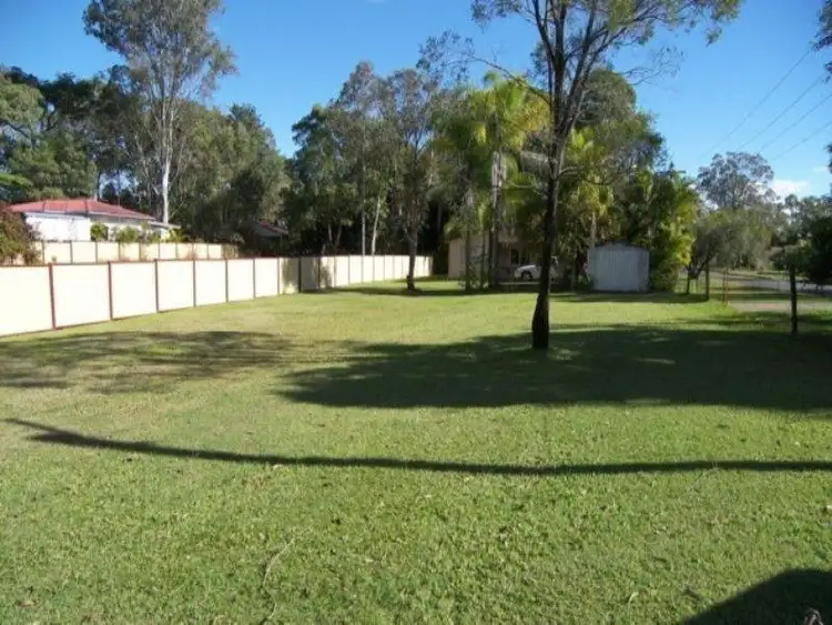 2A Leach Avenue, Landsborough QLD 4550