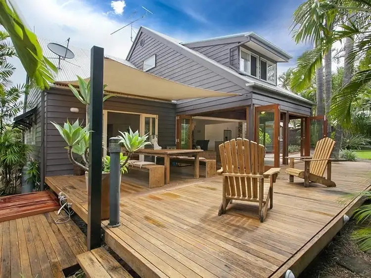 20 Currawong Street, Noosa Heads QLD 4567