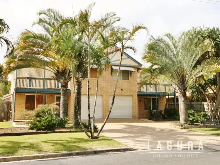 2/5 Rumbalara Avenue, Rainbow Beach QLD 4581