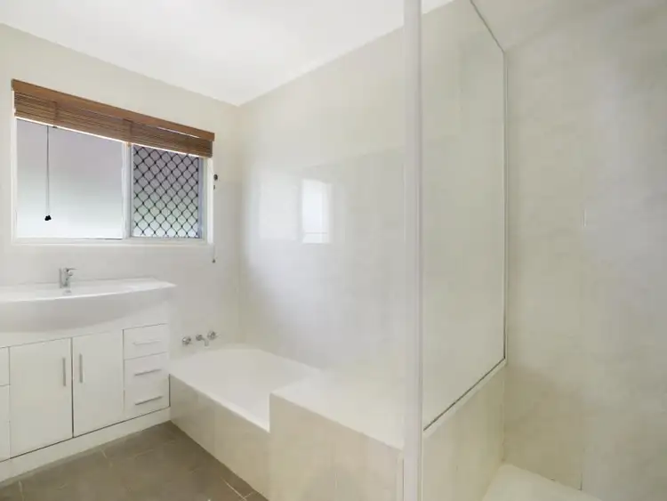 Seventh view of Homely house listing, 3 Hope Street, Ormiston QLD 4160