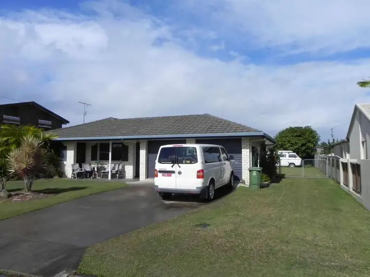 18 Maryann Street, Golden Beach QLD 4551