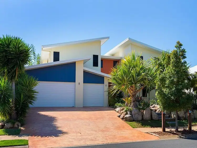 11 Vantage Crescent, Wellington Point QLD 4160