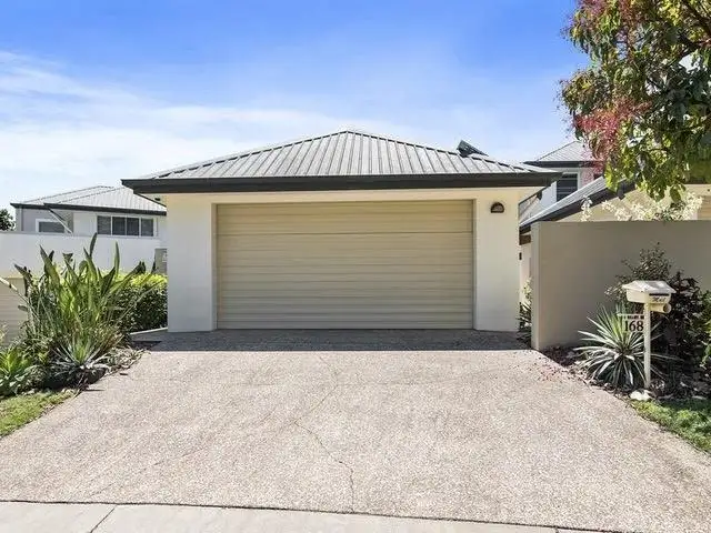 5 Easthill Drive