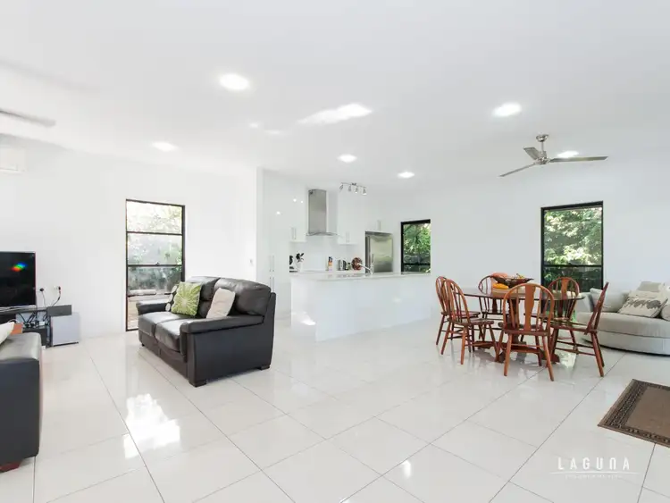2/18 Nannygai Street, Noosaville QLD 4566