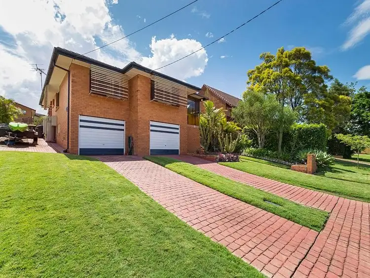 9 Pyrope Street, Camp Hill QLD 4152