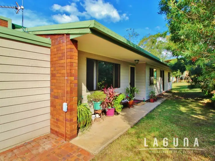 9 Heather Street, Southside QLD 4570