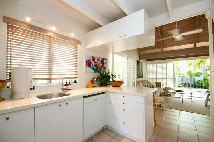 Fifth view of Homely unit listing, 6/13 Munna Crescent, Noosaville QLD 4566