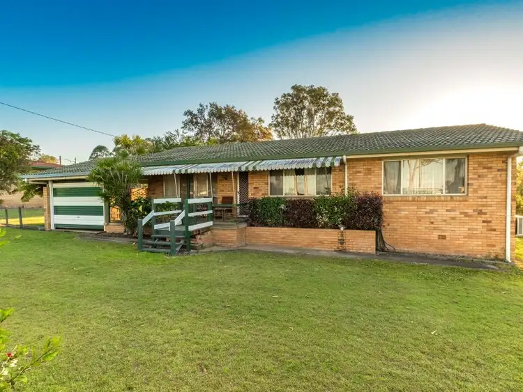 76 Exhibition Road, Southside QLD 4570