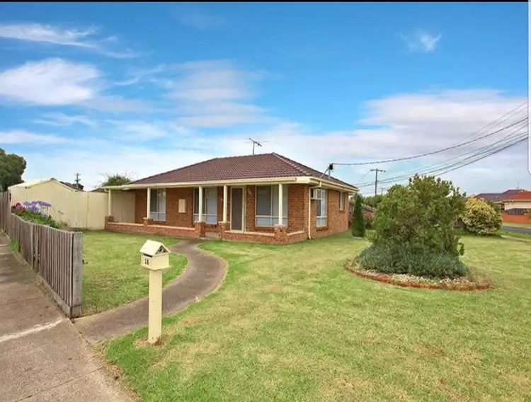18 Runcorn Crescent, Deer Park VIC 3023