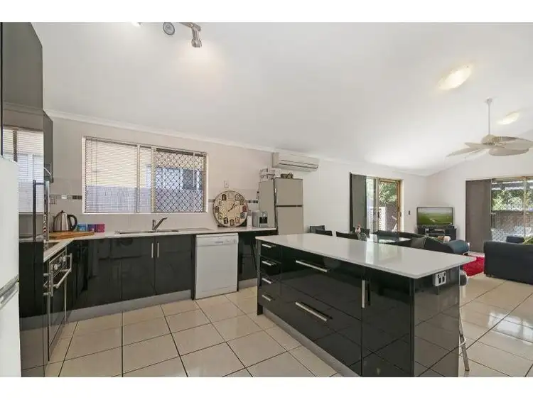 1/37-39 Thomas Street, Noosaville QLD 4566