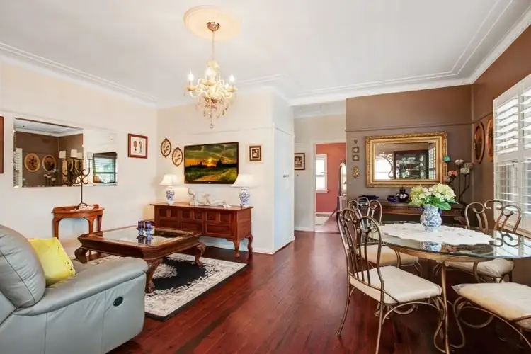 Third view of Homely house listing, 1/82 Steyne Rd, Saratoga NSW 2251