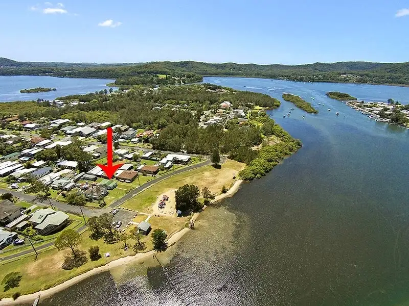 Main view of Homely house listing, 10 Illoura Reserve, Davistown NSW 2251