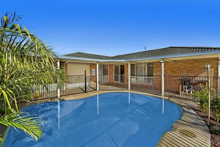 Second view of Homely house listing, 8 Albatross Close, Forresters Beach NSW 2260