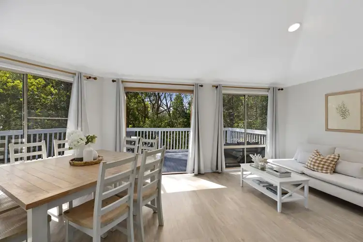 60 Hillside Road, Avoca Beach NSW 2251