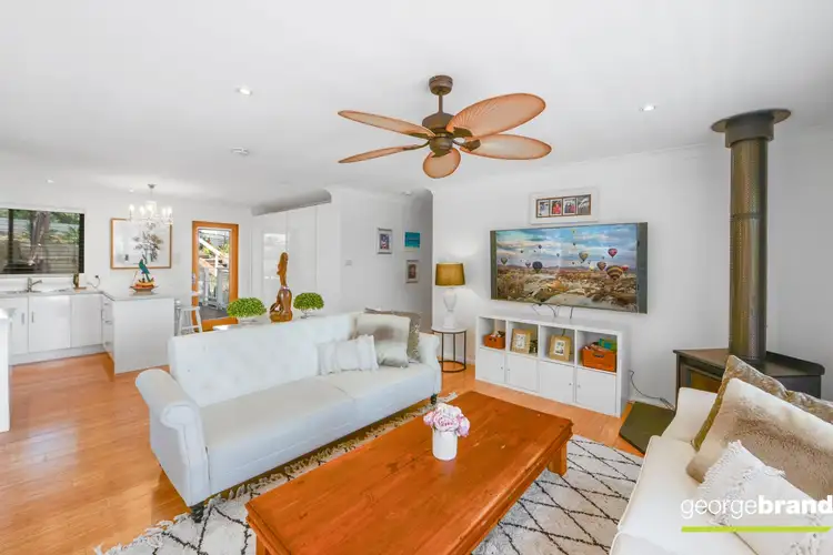 Second view of Homely house listing, 10 Mondy Crescent, Avoca Beach NSW 2251