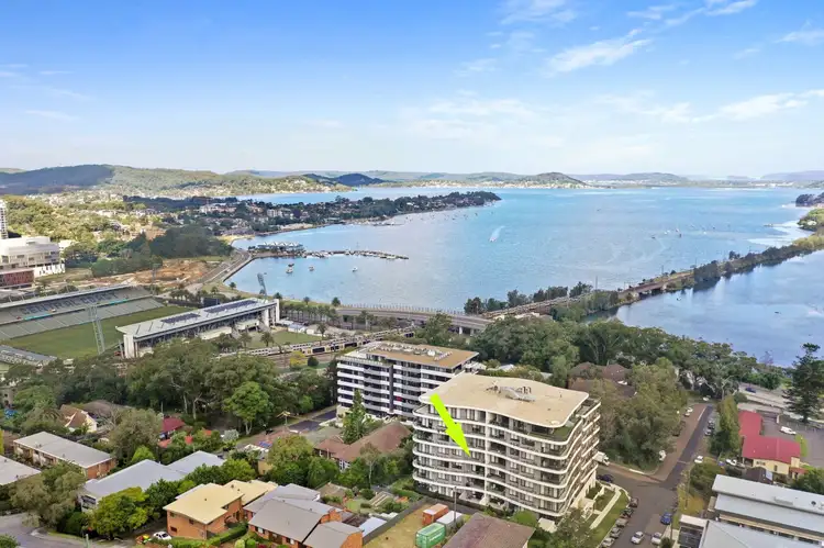 Main view of Homely unit listing, 401/2 Wilhelmina Street, Gosford NSW 2250