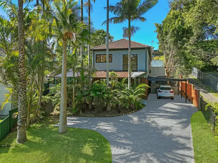 76 The Round Drive, Avoca Beach NSW 2251