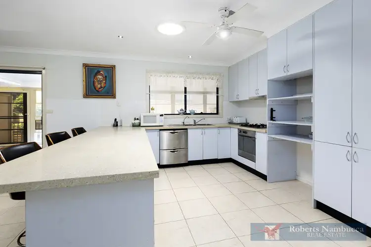 Fourth view of Homely house listing, 4 Julie Ann Court, Hyland Park NSW 2448