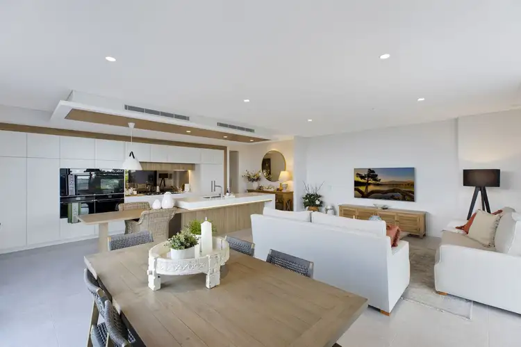 305/142-144 Albany Street, Point Frederick NSW 2250
