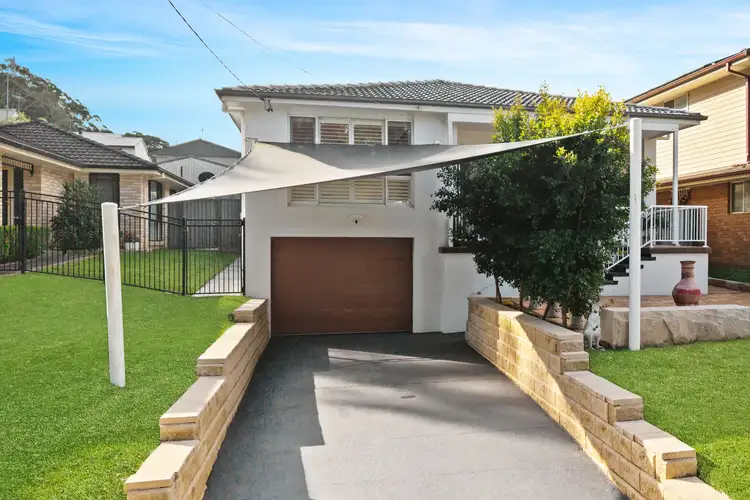 9 Dulwich Road, Springfield NSW 2250
