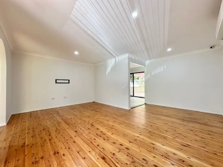Second view of Homely house listing, 7 Arunta Avenue, Kariong NSW 2250