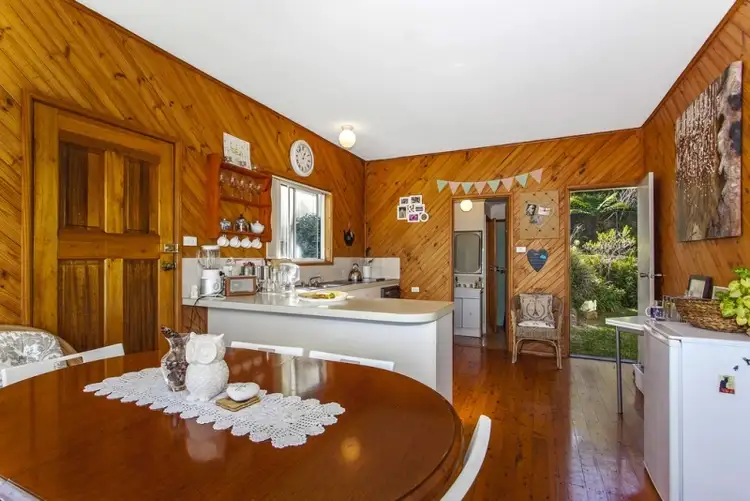 Sixth view of Homely house listing, 15 Vista Avenue, Copacabana NSW 2251
