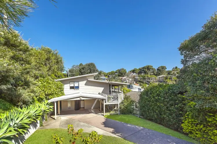 28 Branga Ave, Copacabana NSW 2251