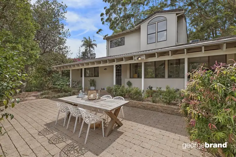 10 Reynolds Road, Avoca Beach NSW 2251
