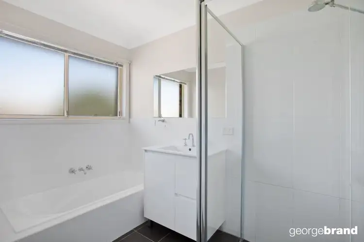 Fifth view of Homely villa listing, 4/62 Davis Avenue, Davistown NSW 2251