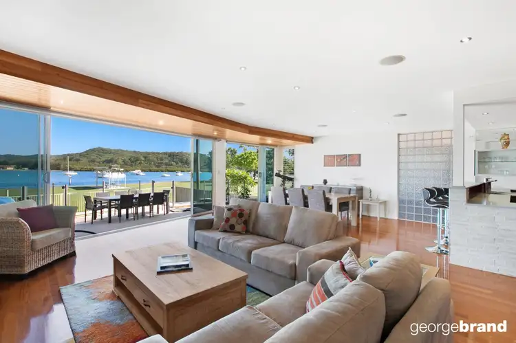 33 Paringa Avenue, Davistown NSW 2251