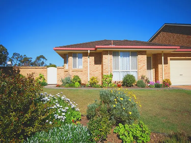 42 Risdon Crescent, Kariong NSW 2250