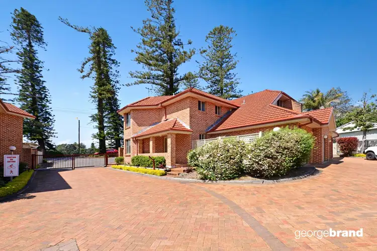 Third view of Homely townhouse listing, 1/206 Avoca Drive, Avoca Beach NSW 2251
