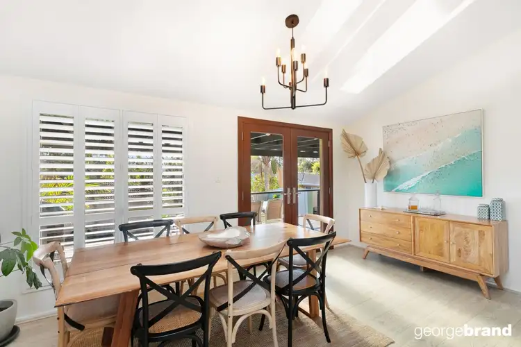 Second view of Homely house listing, 25 James Sea Drive, Green Point NSW 2251