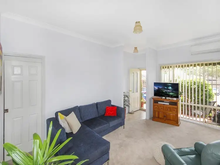 Sixth view of Homely semi-detached listing, 1/10 Jackson Street, Kariong NSW 2250