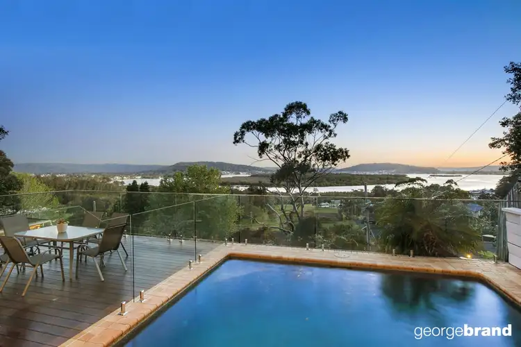 27 Treeview Place, Saratoga NSW 2251
