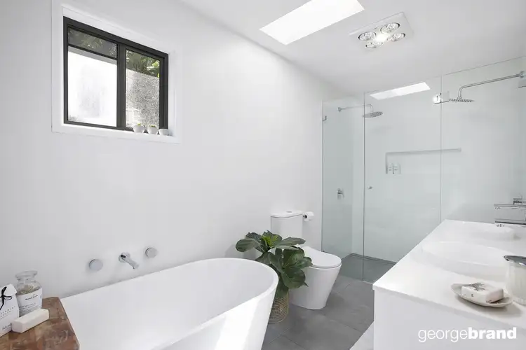 Sixth view of Homely house listing, 27 Treeview Place, Saratoga NSW 2251