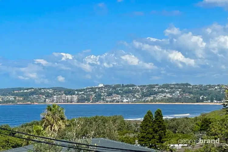 19 Spoon Bay Road, Forresters Beach NSW 2260