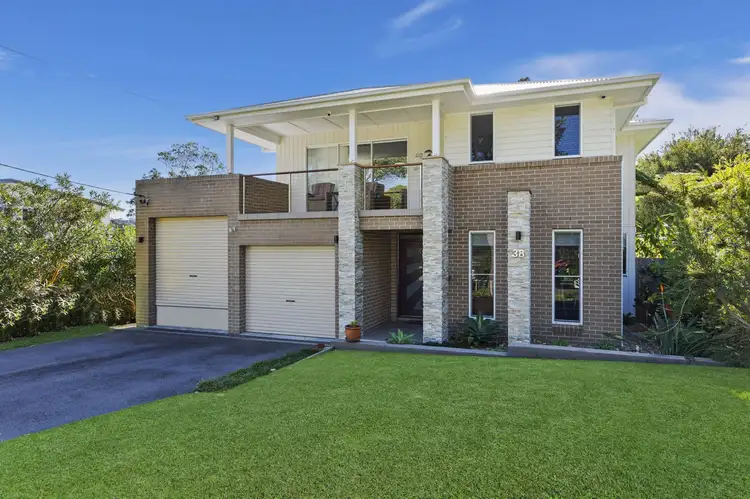 38 Del Rio Drive