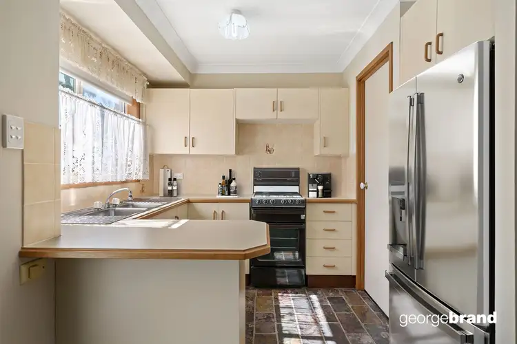 Sixth view of Homely house listing, 10 Jeffs Close, Kariong NSW 2250