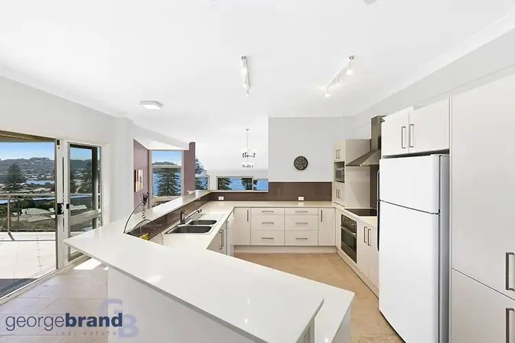 Fourth view of Homely semi-detached listing, 2/8 Ascot Ave, Avoca Beach NSW 2251