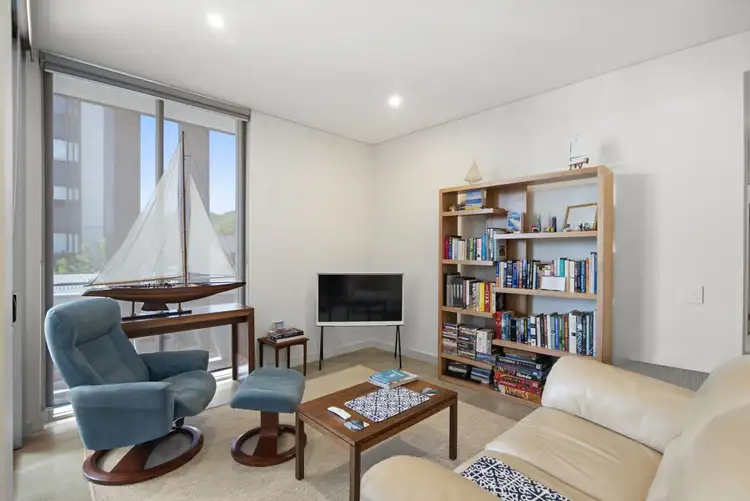 Fourth view of Homely unit listing, 306/7-9 Lynn Avenue, Point Frederick NSW 2250