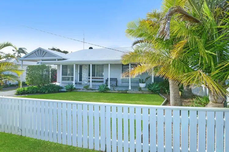 26 Ventura Avenue, Bateau Bay NSW 2261