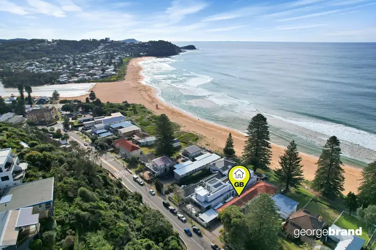 Main view of Homely unit listing, 2/139 Avoca Drive, Avoca Beach NSW 2251